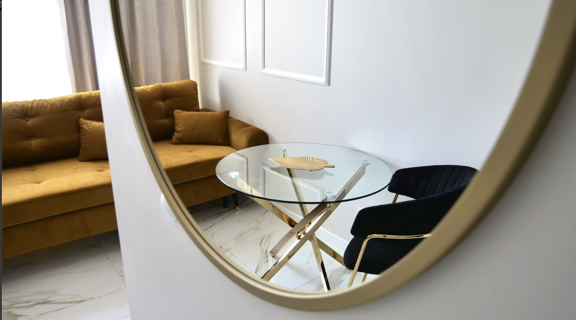 Apartament Golden Eye z antresolą Apartament Golden Eye z antresolą